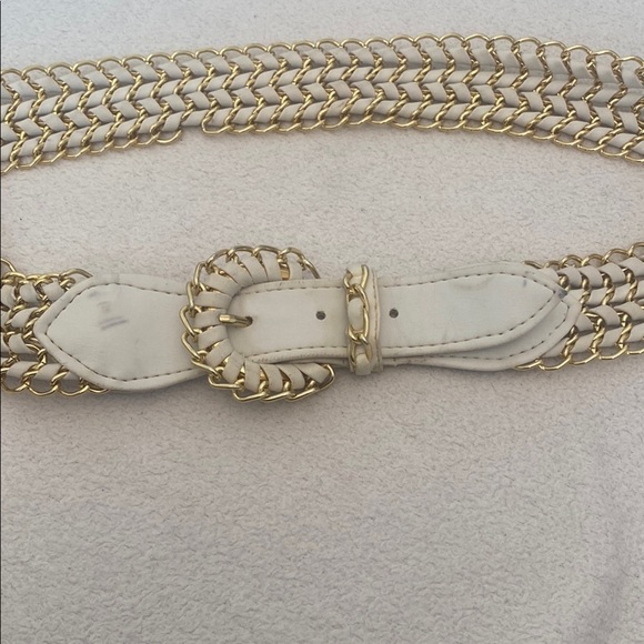 Vintage  White and Gold Chain Belt - Picture 2 of 9